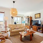 103 - Casa Lopes *